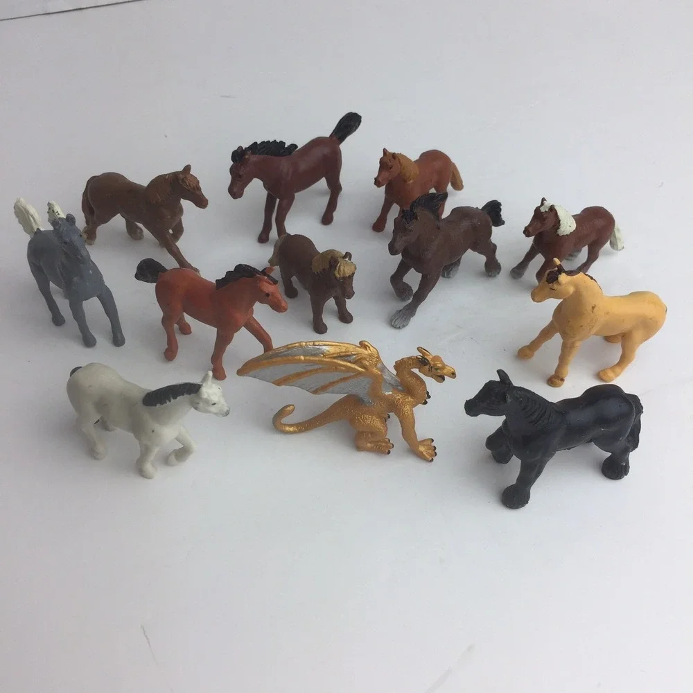 11 Horses Safari Ltd & Drako Dragon Preowned Approx 2.5